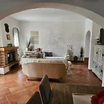 Hillside Pool House Дом отдыха Веленце